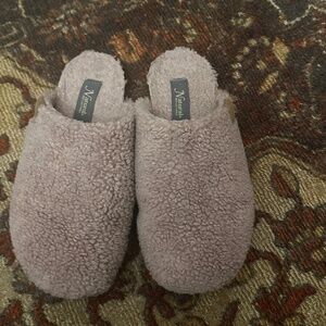 Natural Reflections Women's Slippers